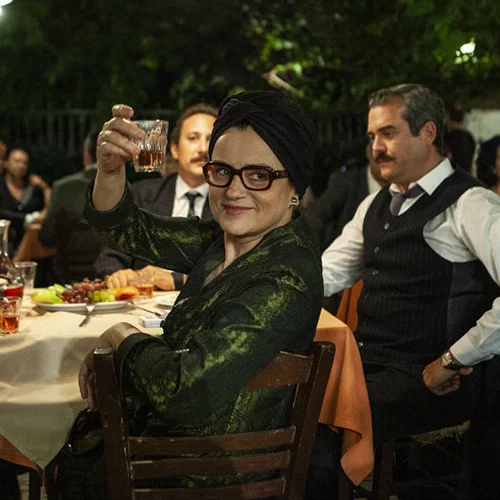 "Ευτυχία": Η επιτυχημένη ταινία του Άγγελου Φραντζή για την σημαντική στιχουργό στο Netflix