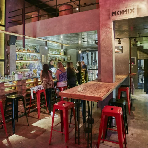 To Momix γιορτάζει με ένα μεγάλο γενέθλιο πάρτι 