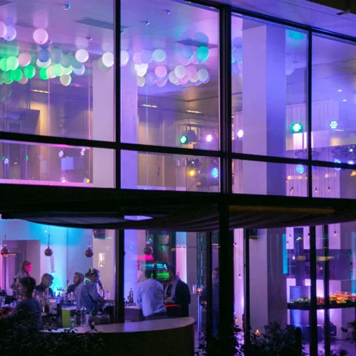 To «Life Gallery» κάνει πάρτι!