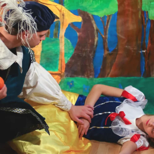 Θέατρο για παιδιά στην αγγλική παρακαλώ!