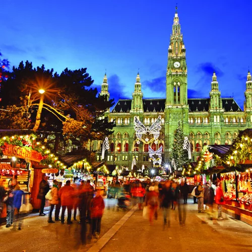 6 κορυφαίες χριστουγεννιάτικες αγορές στη Βιέννη