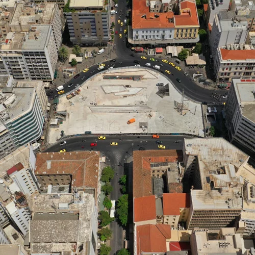 Στροφή των τουριστών προς φθηνότερα ξενοδοχεία και βραχυχρόνια μίσθωση στην Αθήνα