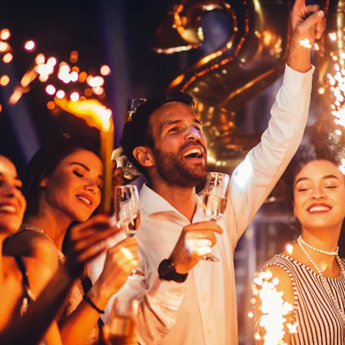 Με αυτά τα πάρτι θα κάνεις το καλύτερο ποδαρικό στη νέα δεκαετία