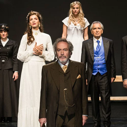 Παράσταση αγάπης από τον «Αρχιμάστορας Σόλνες» στο Ιλίσια