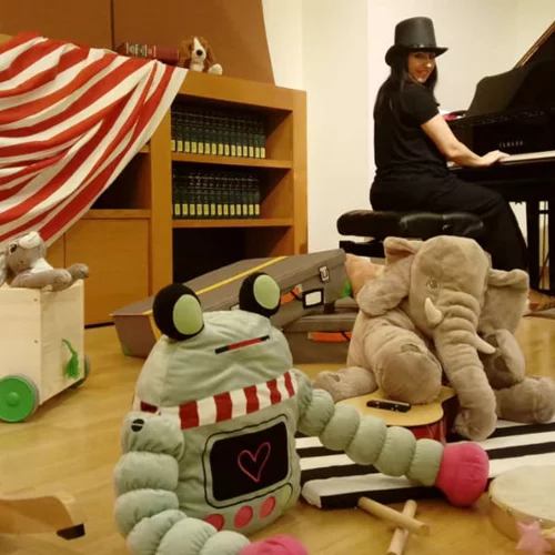 Μουσικόφιλα ζωάκια και κλασικοί συνθέτες δίνουν ρυθμό στις Κυριακές