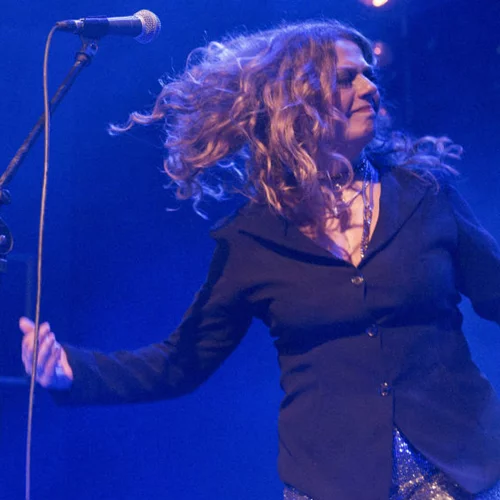 Είδαμε τα μουσικά προγράμματα των Τσαλιγοπούλου, Κατσιμίχα και Θεοφάνους και αναμεταδίδουμε