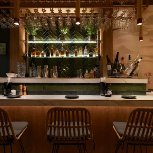 Δοκιμάσαμε τα κοκτέιλ του νέου «Huaca Nikkei resto bar» στο Μέτς και αναμεταδίδουμε 