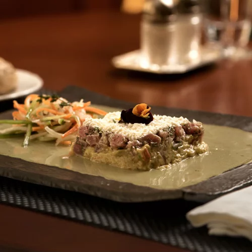 Tα αθηναϊκά εστιατόρια ξαναπαρλάρουν γαλλικά