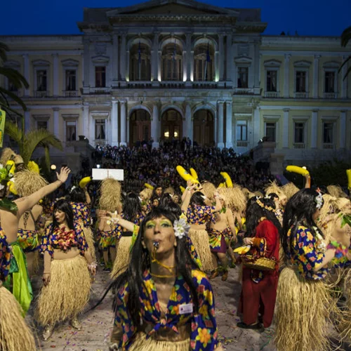 Το Καρναβάλι στη Σύρο έχει άρωμα εποχής και νέες αφίξεις