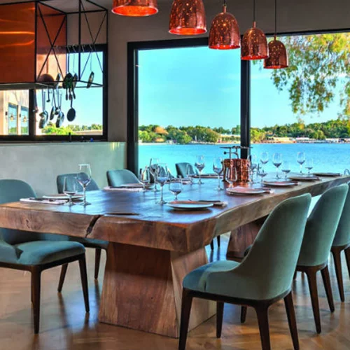 «Cesar»: Το Symposio at Ark μας προσκαλεί σε ροδίτικο τραπέζι