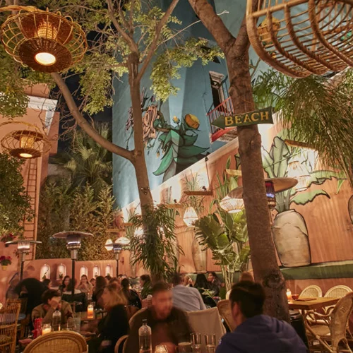 6 αυλές για ανοιξιάτικα ποτά και smirting