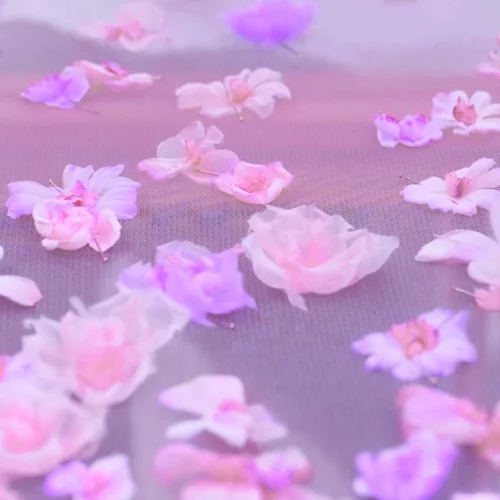 Spring Perfumes: 8 αρώματα για την άνοιξη 