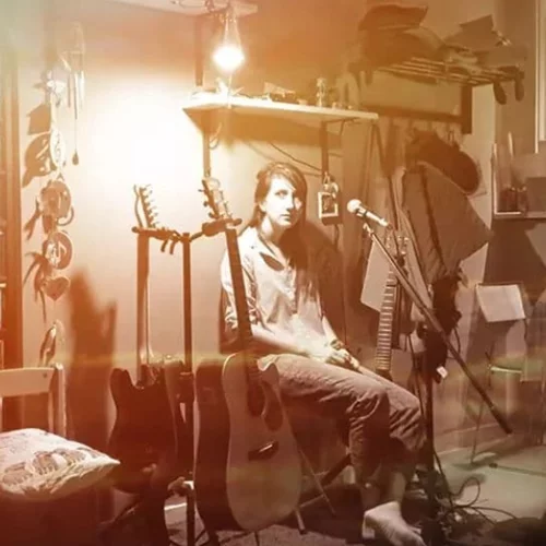 Συναυλίες καλλιτεχνών μέσω live streaming | Μουσική απόλαυση από το σπίτι τους στο σπίτι μας!