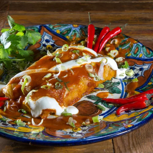 Μαγειρεύουμε enchiladas με κοτόπουλο αλά «Dos Hermanos»