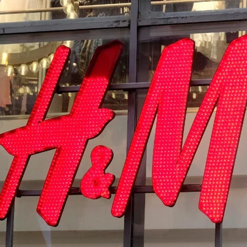 Ο Όμιλος H&M ανακοινώνει τη προμήθεια Νοσοκομείων με προστατευτικό εξοπλισμό 