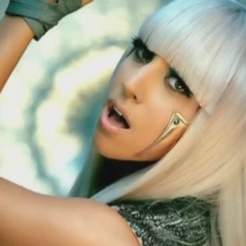 5 αξέχαστες ζωντανές εμφανίσεις της Lady Gaga