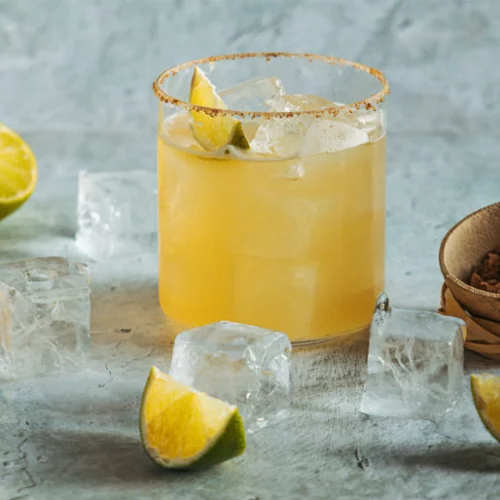 Δροσερές Μαργαρίτες και cocktail kits από το «Barro Negro»