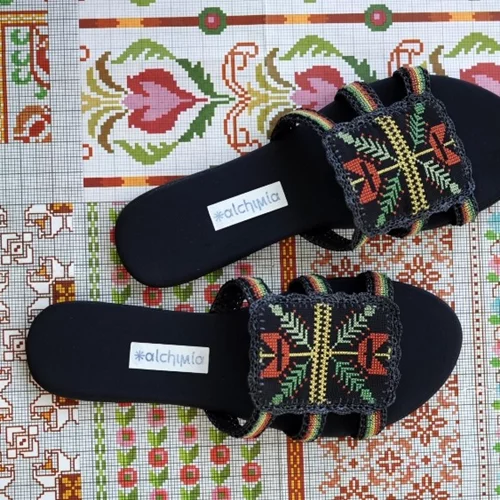 Νέες «Αλχημείες» από την Νικόλ Δαλάτση