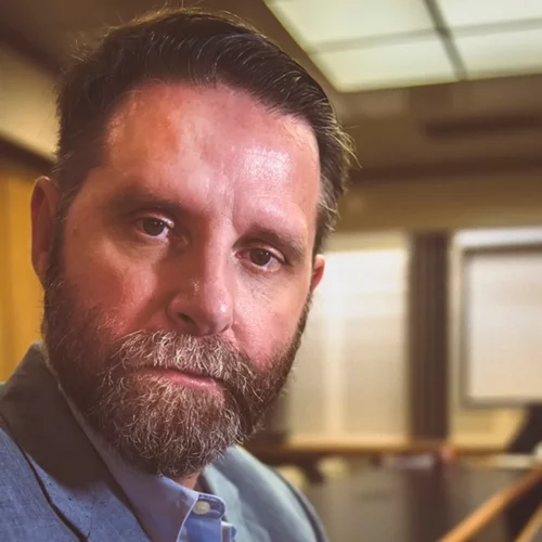 Ο Δημήτρης Μυλωνάς παίζει σε διπλό ταμπλό στο Χυτήριο