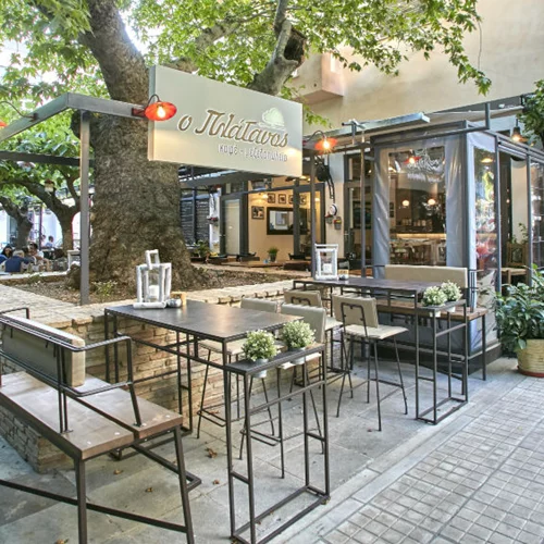 6 πλατείες για ραντεβού με τη νοστιμιά 