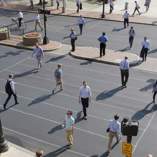 «Quarantine Exhibition»: Καλλιτέχνες απ’ όλο τον κόσμο μεταφέρουν το αίσθημα του εγκλεισμού τους