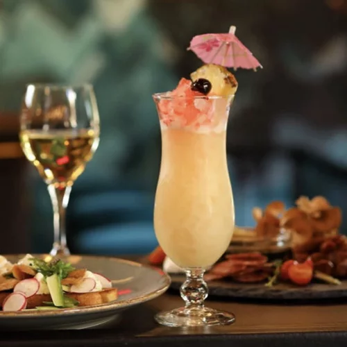 5 άκρως καλοκαιρινές cocktail lists για να δροσιστούμε