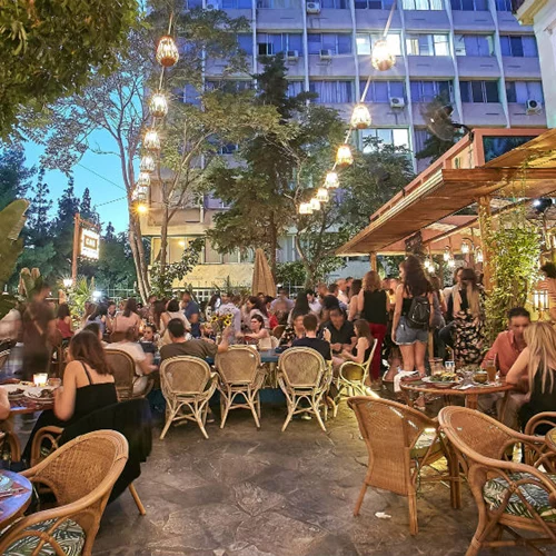 5 στάσεις για ποτό στον ανανεωμένο Πειραιά