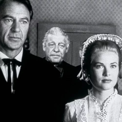 Το Τρένο θα Σφυρίξει Τρεις Φορές