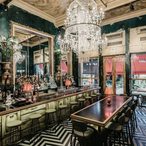 Το καλοκαίρι συνεχίζεται στα shakers του «Tailor’s House»