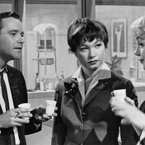 Η αριστουργηματική "Γκαρσονιέρα" του Μπίλι Γουάιλντερ σε μία δωρεάν χριστουγεννιάτικη προβολή