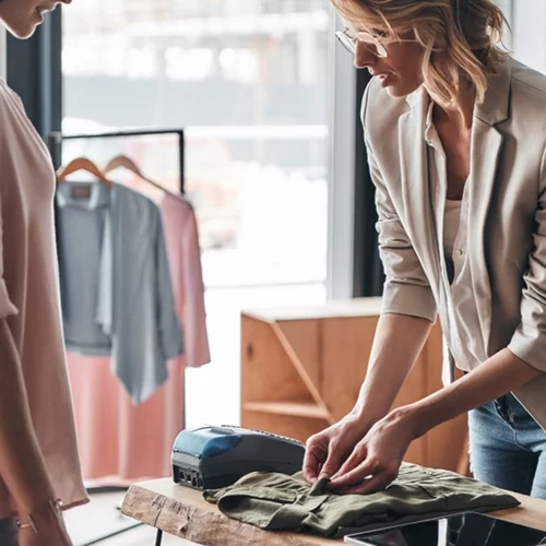 Πως θα κάνετε ευσυνείδητο shopping therapy 