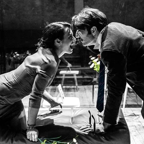 Ο Νικορέστης Χανιωτάκης επιστρέφει με δύο πετυχημένες παραστάσεις