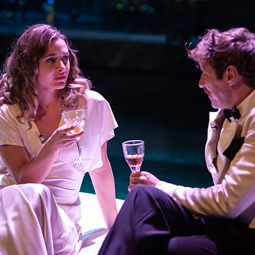 Οι πρώτες διαδικτυακές πρεμιέρες είναι εδώ