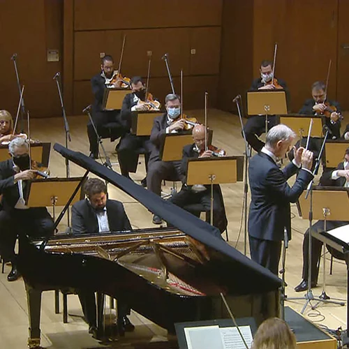 Ξεκίνημα της νέας σαιζόν με διαδικτυακή συναυλία της ΚΟΑ και …αντίο Τσιαλή