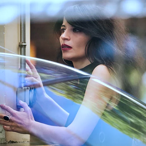 Ελένη Φωτάκη: «Έγραψα ένα παραμύθι για την ομορφιά του αναπότρεπτου»