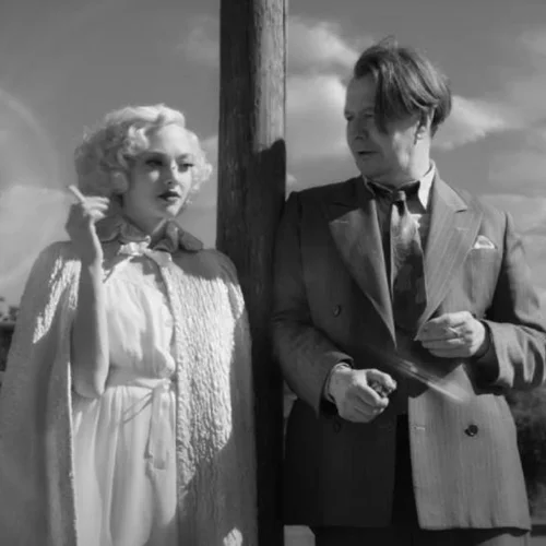 Το «Mank» του Ντέιβιντ Φίντσερ είναι ένα ορμητικό όσο και σχηματικό biopic