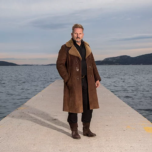 Μιχαήλ Μαρμαρινός: «Η Ελευσίνα έχει μια αδιατύπωτη δραματουργία που ήρθε η ώρα να βγει στην επιφάνεια»