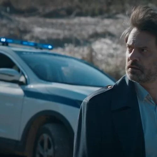 Το πρώτο επεισόδιο του «Σιωπηλού Δρόμου» φωνάζει ότι πρόκειται για τη σειρά της χρονιάς