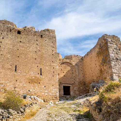 Άνοιξη στα κάστρα της Πελοποννήσου