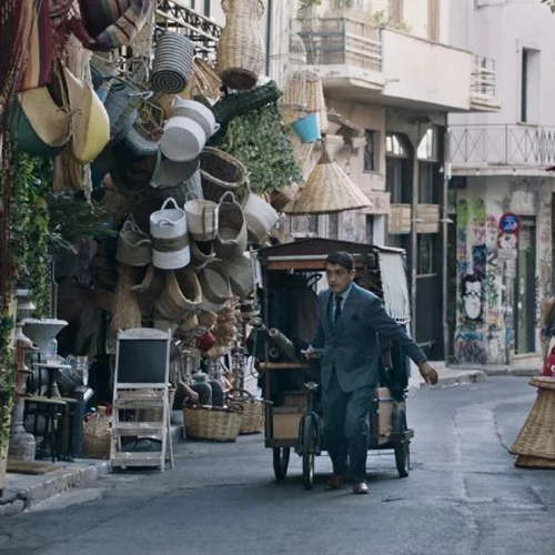 Η Σόνια Λίζα Κέντερμαν μάς συστήνει τον «Ράφτη» της