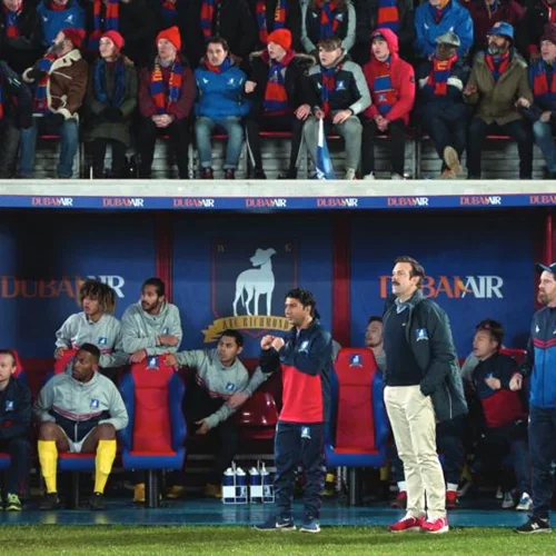 5 ποδοσφαιρικές σειρές που βάζουν γκολ από τα αποδυτήρια