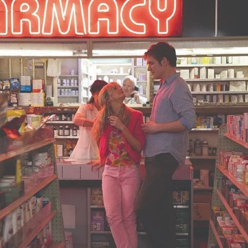 Υποσχόμενη Νέα Γυναίκα 