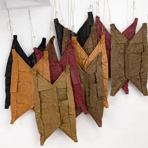 Εγκαίνια Εβδομάδας | Είναι σώματα; Είναι τομάρια; Είναι έργα φτιαγμένα από χαρτί (5-11/7)