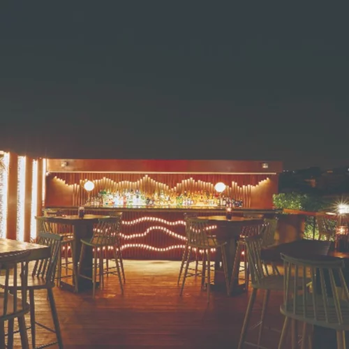 Bar 8: Στιλάτα food and drinks στη «Μεγάλη Βρεταννία»