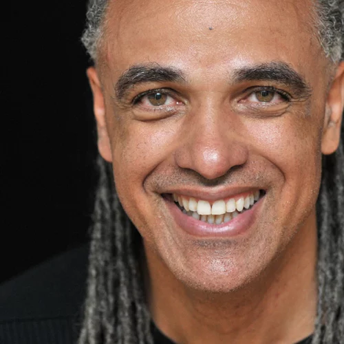 Ο δεξιοτέχνης περκασιονίστας Mino Cinelu στο Sani Festival