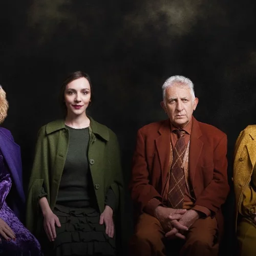 Η Ναταλία Τσαλίκη είναι η Νόρα