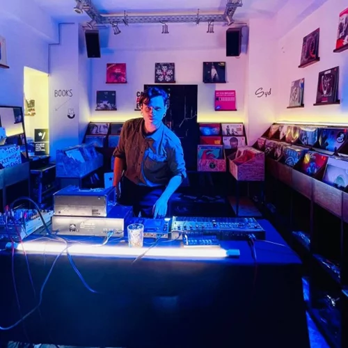 Αποκλειστικό: Το Athens Digital Arts Festival ανοίγει την πόρτα στο Μουσείο Νεότερου Ελληνικού Πολιτισμού