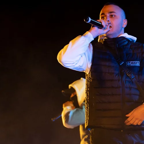 Wang: ο Θεσσαλονικιός ράπερ ξετρέλανε το Lunar Space