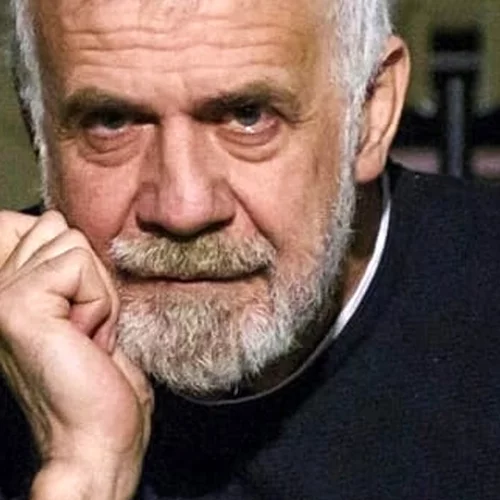 Περικλής Μουστάκης: "Ο ηθοποιός που θέτω ως πρότυπο για τον εαυτό μου, χρειάζεται περισσότερο να ακούει παρά να μιλάει"