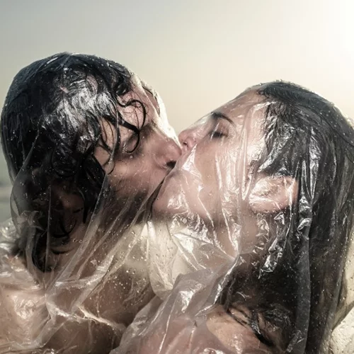 Ένας πανκ «Παράδεισος» στη Στέγη